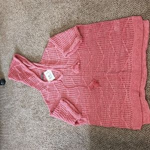 SWEATER SIZE LARGE